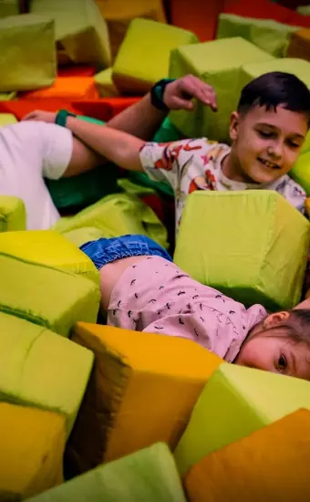 2 поролоновых ямы